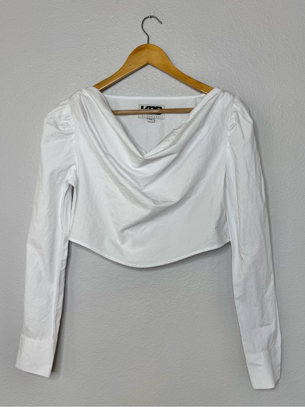 KBB by KAHLANA Women's "The Balloon Cropped Top" XS Long Sleeve